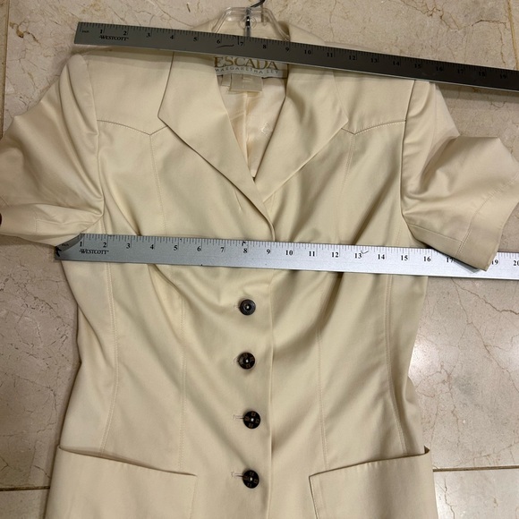 Escada Jacket, Short Sleeve, Button Front, Front Patch Pockets, Cream, Sz 6 / 36 - Picture 14 of 15
